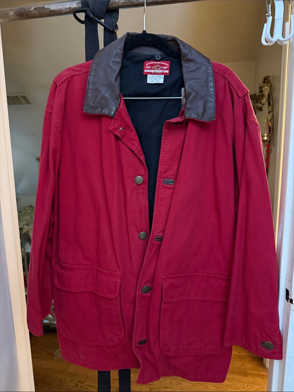 Marlboro Men's Red Canvas Jacket with Brown Collar